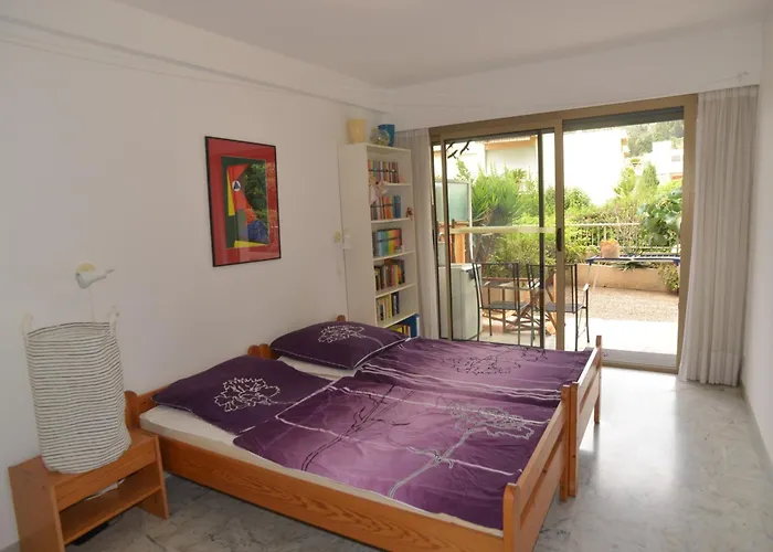 Апартаменты Spacieux 3p Avec Terrasse Et Piscine A - Fr-1-196-386