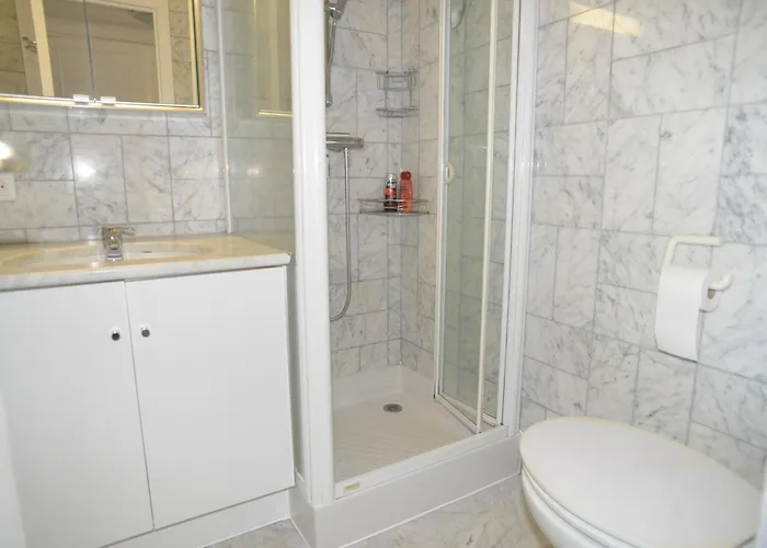 Apartment Spacieux 3p Avec Terrasse Et Piscine A - Fr-1-196-386 Menton